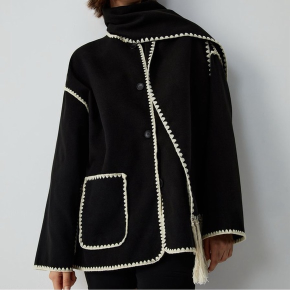 Contrast trim jacket with matching scarf - Picture 2 of 4